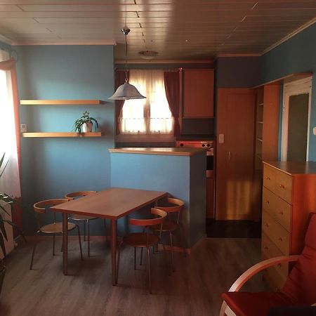 Málnás Macska Apartman Szekszárd Esterno foto