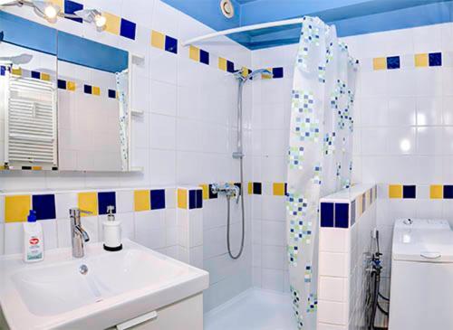 Málnás Macska Apartman Szekszárd Esterno foto